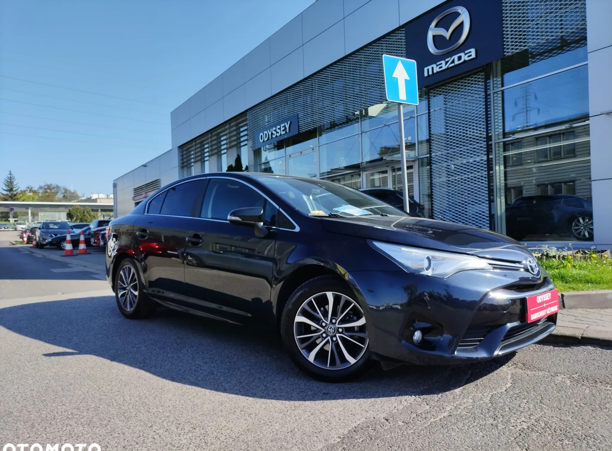 Toyota Avensis cena 69900 przebieg: 117489, rok produkcji 2016 z Tyczyn małe 232